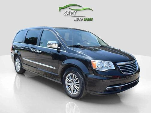 2015 Chrysler Town & Country Touring-L