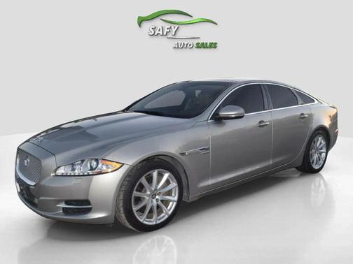 2013 Jaguar XJ Base