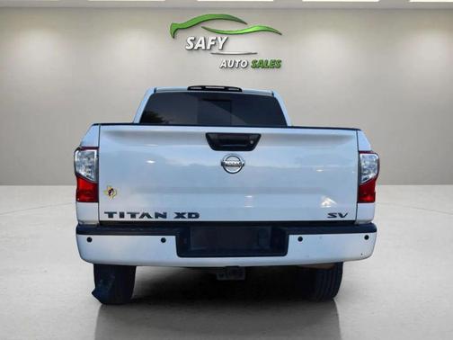 2017 Nissan Titan XD SV