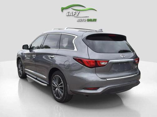 2017 INFINITI QX60 Base