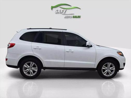 2012 Hyundai SANTA FE SE