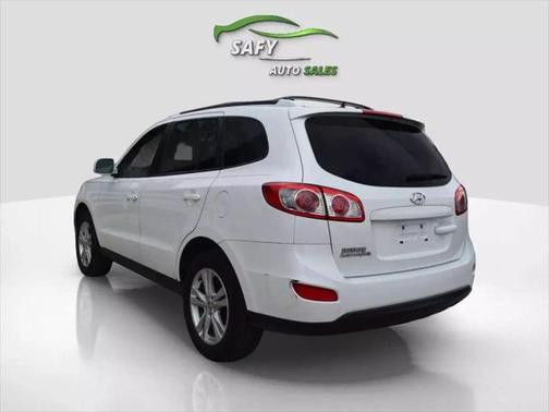 2012 Hyundai SANTA FE SE