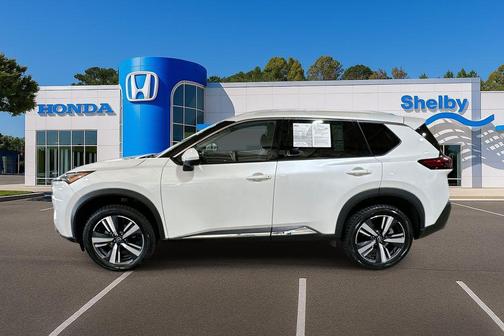 2023 Nissan Rogue SL