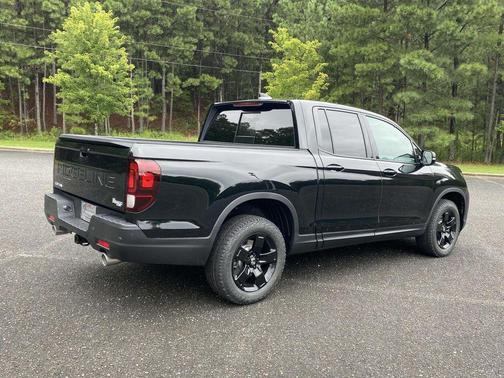 2025 Honda Ridgeline Black