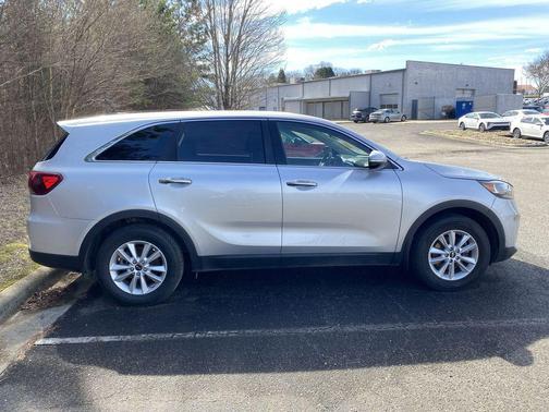 2019 Kia Sorento L
