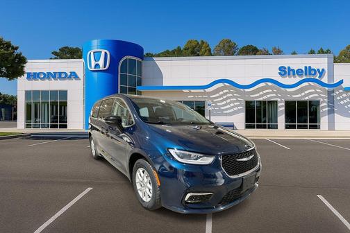 2024 Chrysler Pacifica Touring L