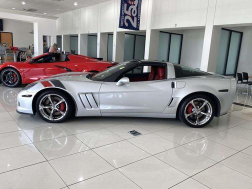 Blade Silver Metallic 2013 Chevrolet Corvette Grand Sport