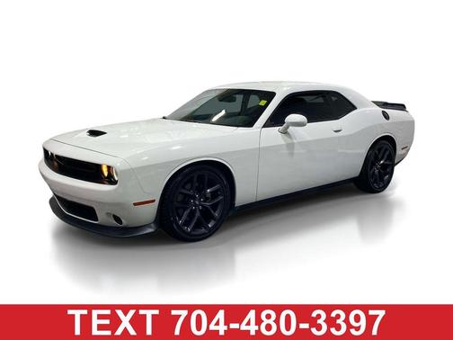 White Knuckle Clearcoat 2023 Dodge Challenger GT