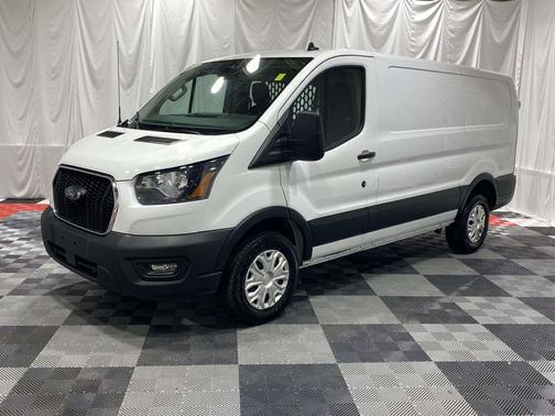 OXFORD WHITE 2025 Ford Transit-250 Base