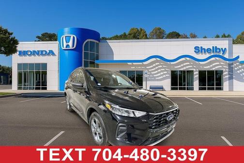 AGATE BLACK METALLIC 2024 Ford Escape ST-Line