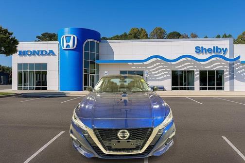 2022 Nissan Altima SR Intelligent AWD