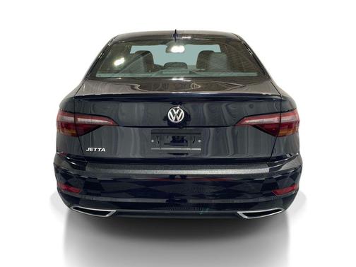 Deep Black 2019 Volkswagen Jetta 1.4T R-Line