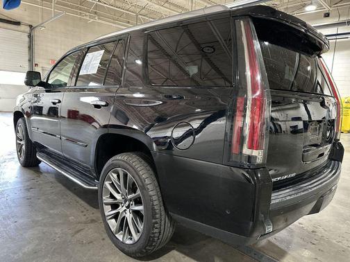 2020 Cadillac Escalade Premium Luxury