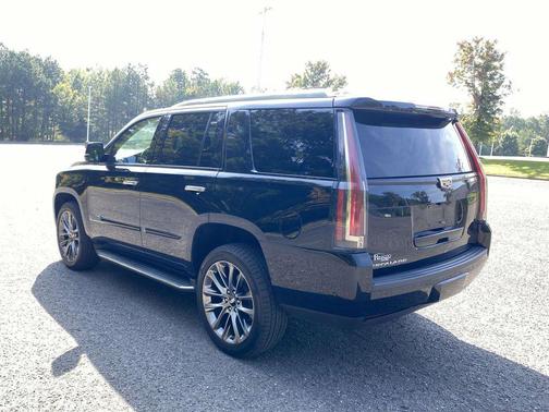 2020 Cadillac Escalade Premium Luxury