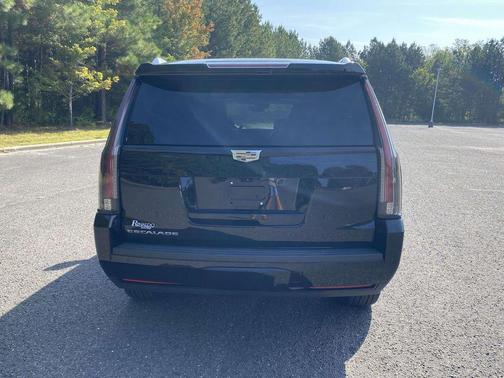2020 Cadillac Escalade Premium Luxury
