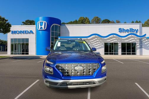 2024 Hyundai VENUE SEL