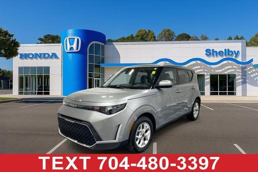 Steel Gray 2024 Kia Soul LX