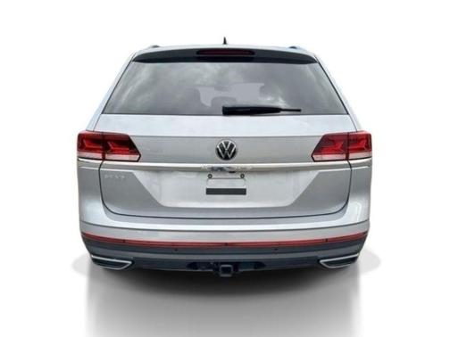 Silver Metallic 2023 Volkswagen Atlas 3.6L SE w/Technology