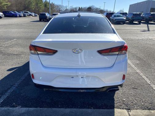 2018 Hyundai SONATA Limited