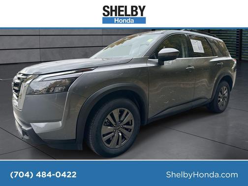 2025 Nissan Pathfinder SV 4WD