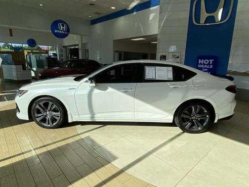 2022 Acura TLX A-Spec