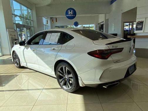 2022 Acura TLX A-Spec