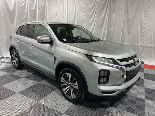 Alloy Silver Metallic 2022 Mitsubishi Outlander Sport SE
