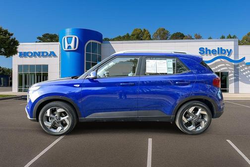 2025 Hyundai VENUE SEL