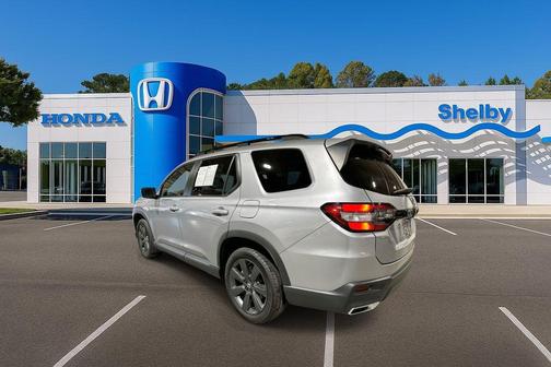 2025 Honda Pilot Sport