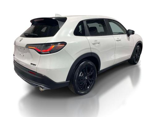 Platinum White Pearl 2026 Honda HR-V AWD Sport