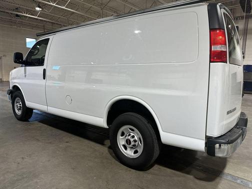 2024 GMC Savana 2500 Work Van