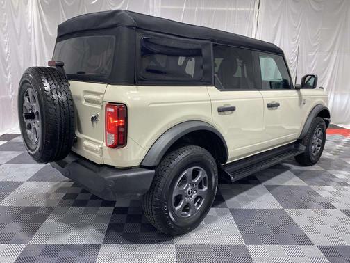 DESERT SAND 2025 Ford Bronco Big Bend