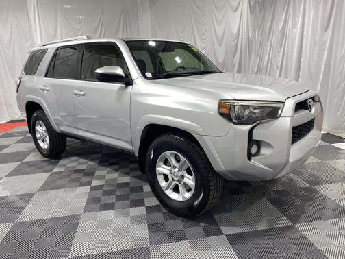 Classic Silver Metallic 2016 Toyota 4Runner SR5