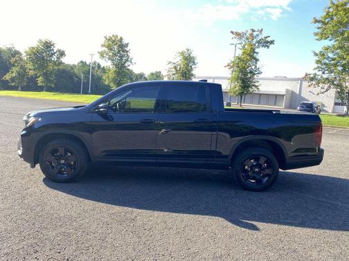 2025 Honda Ridgeline Black
