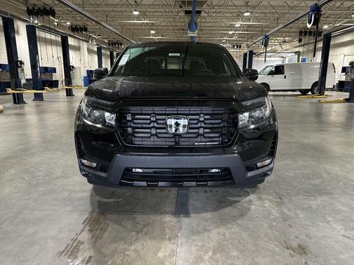 2025 Honda Ridgeline Black