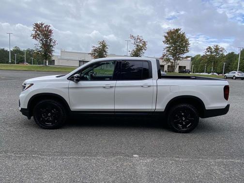 2025 Honda Ridgeline Black