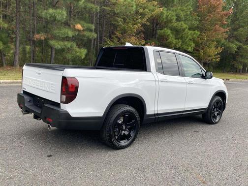 2025 Honda Ridgeline Black