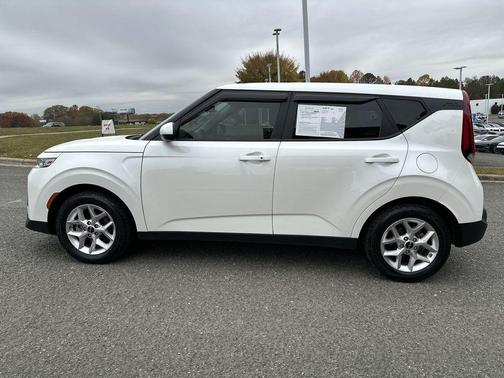 2022 Kia Soul S