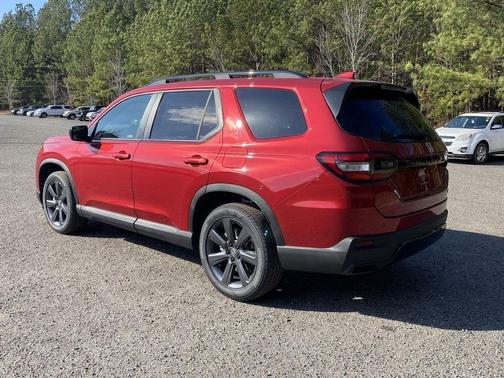 Radiant Red Metallic II 2026 Honda Pilot Sport