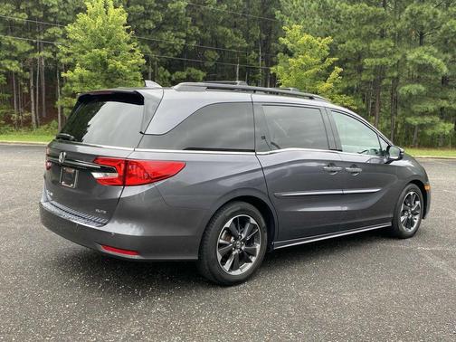 2021 Honda Odyssey Elite