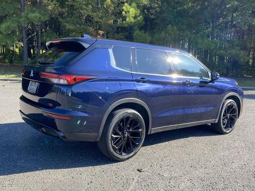 2022 Mitsubishi Outlander 