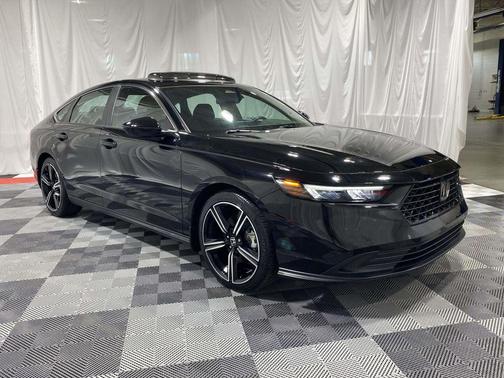 Crystal Black Pearl 2023 Honda Accord Hybrid Sport