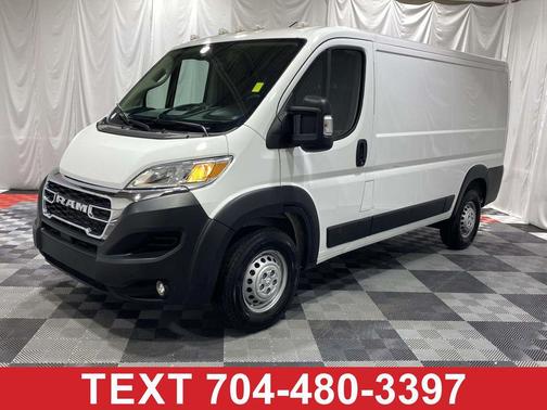 Bright White Clearcoat 2025 RAM ProMaster 2500 Tradesman