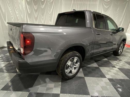Modern Steel Metallic 2026 Honda Ridgeline RTL