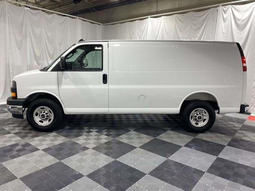 Summit White 2025 GMC Savana 2500 Work Van