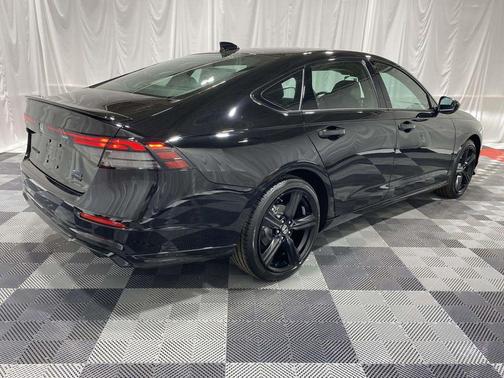 Nh-731p/Crystal Bl 2026 Honda Accord Hybrid Sport-L