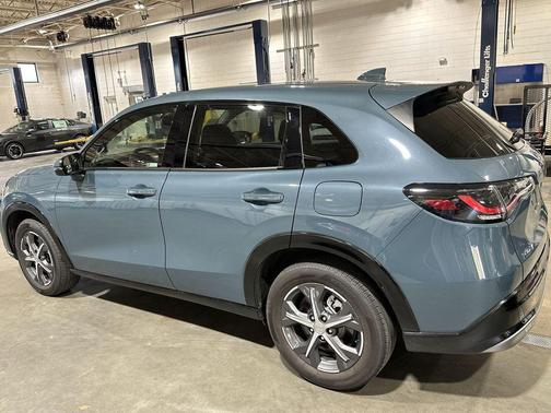 2024 Honda HR-V EX-L