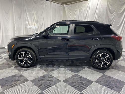 Mosaic Black Metallic 2023 Chevrolet Trailblazer RS