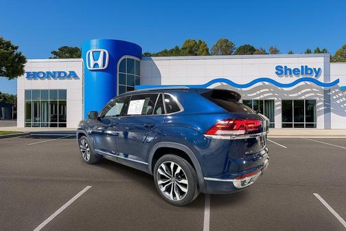 2022 Volkswagen Atlas Cross Sport 3.6L V6 SEL Premium R-Line