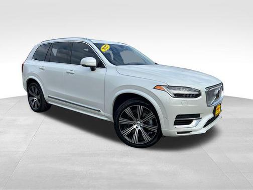 2025 Volvo XC90 Plug-In Hybrid T8 Plus 7-Seater